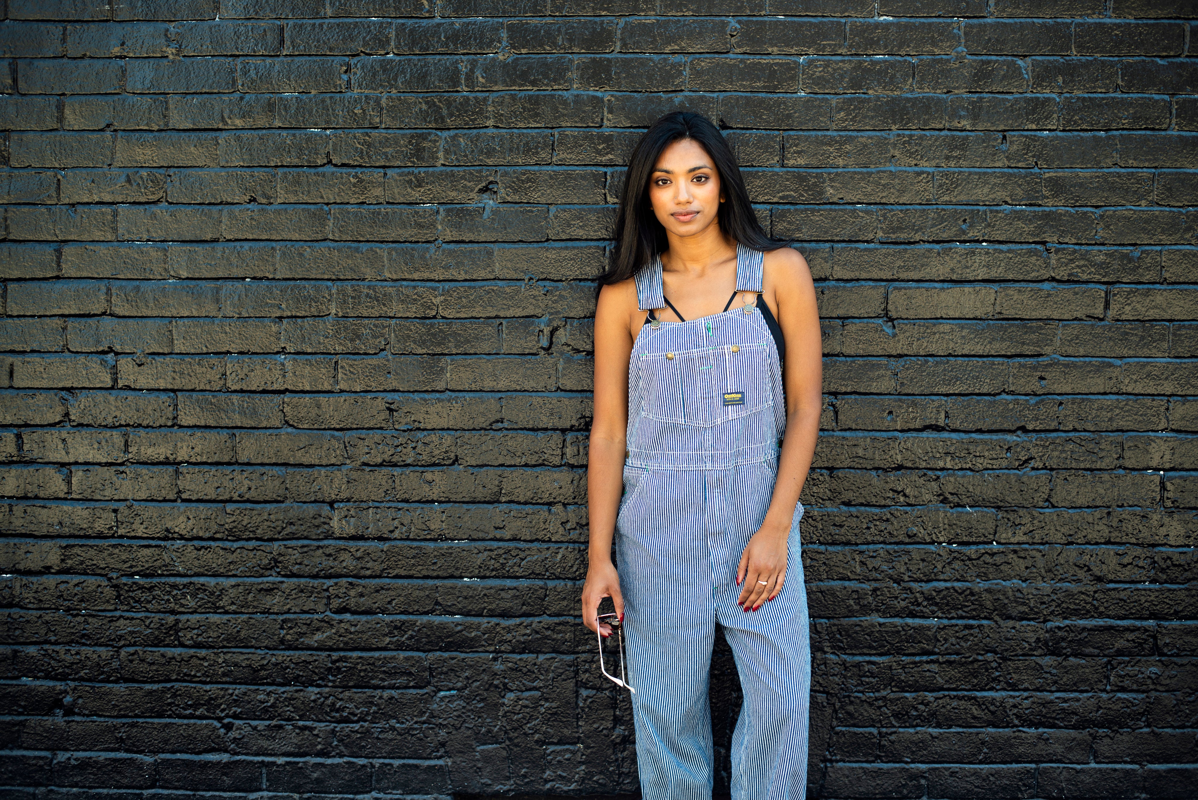 files/fall-fashion-on-black-brick.jpg